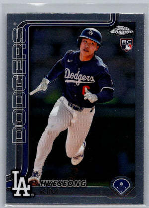 2025 Topps Chrome Hyeseong Kim #152 RC